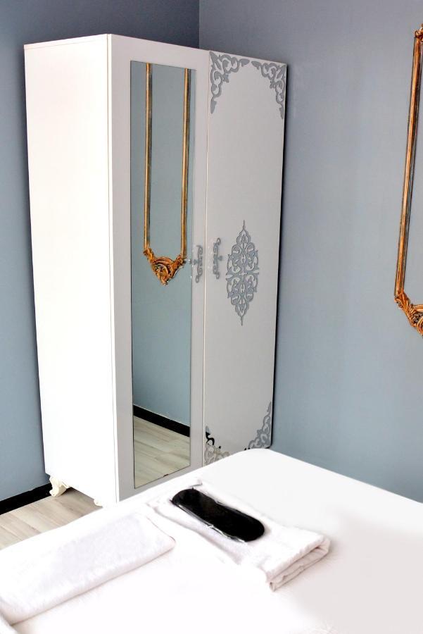 Palmiye Suit Otel Istanboel Buitenkant foto