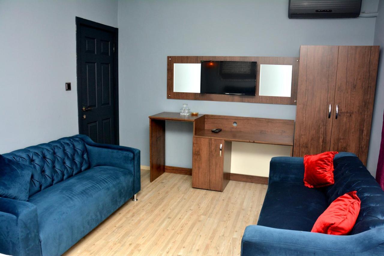 Palmiye Suit Otel Istanboel Buitenkant foto