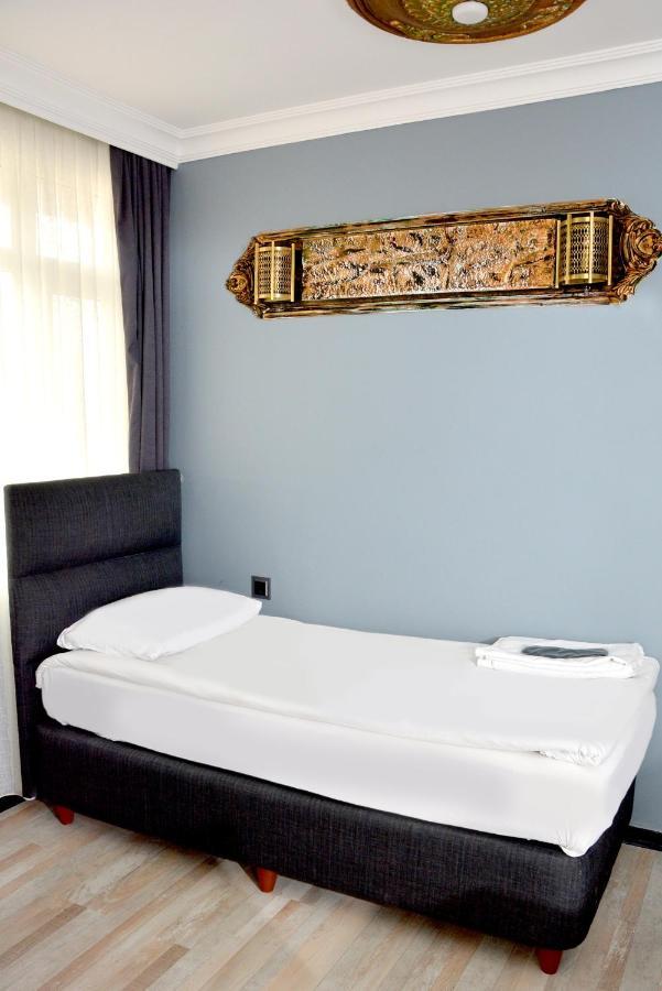 Palmiye Suit Otel Istanboel Buitenkant foto
